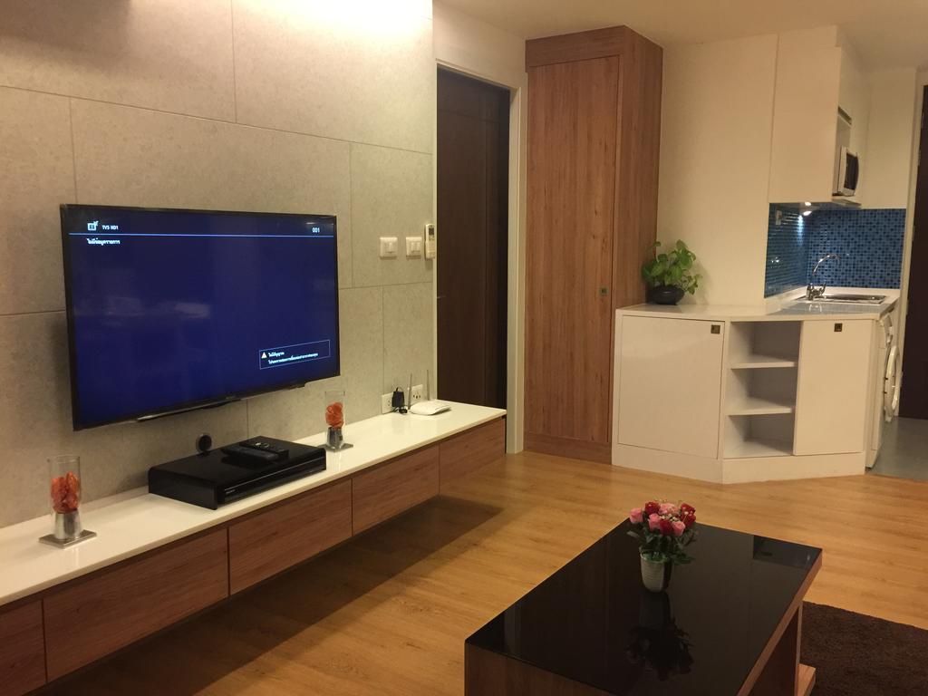 Апартаменты The Alcove Thonglor 5 Бангкок Экстерьер фото